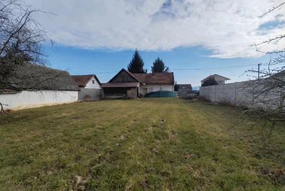 Kamanová - dom na rekonštrukciu
