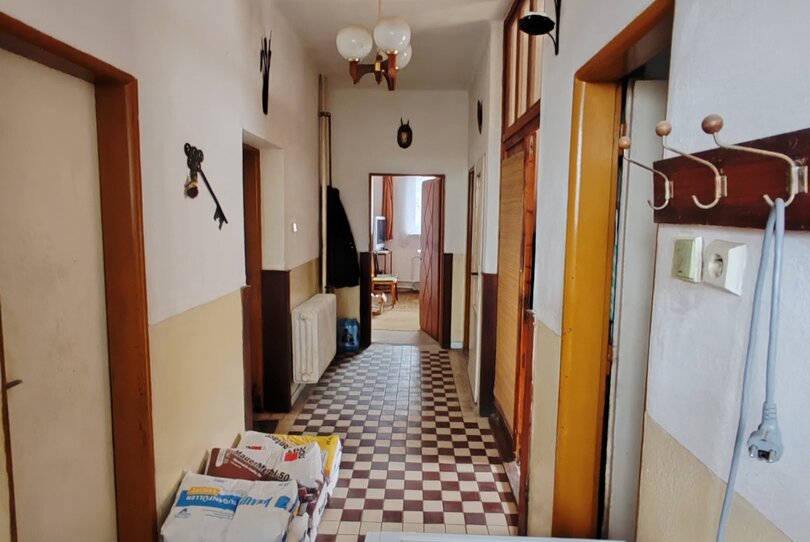 Solčany - 5 izbový dom