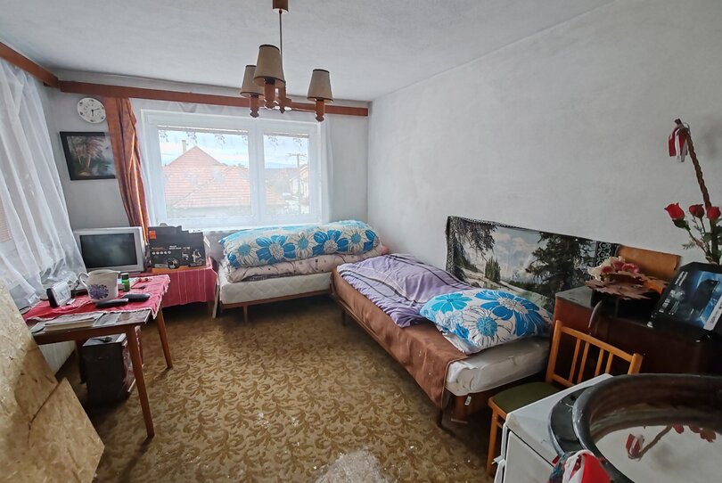 Solčany - 5 izbový dom