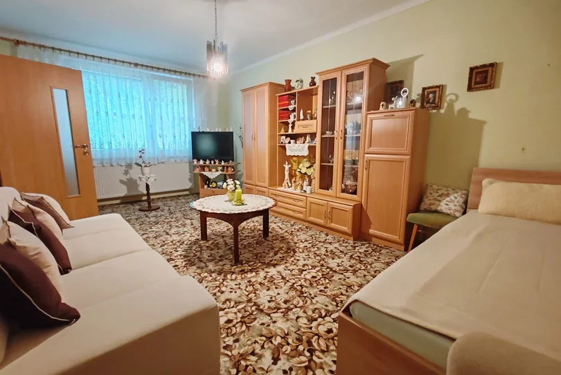 Topoľčany - 3 izbový byt s balkónom Topoľčany - 3 izbový byt s balkónom
