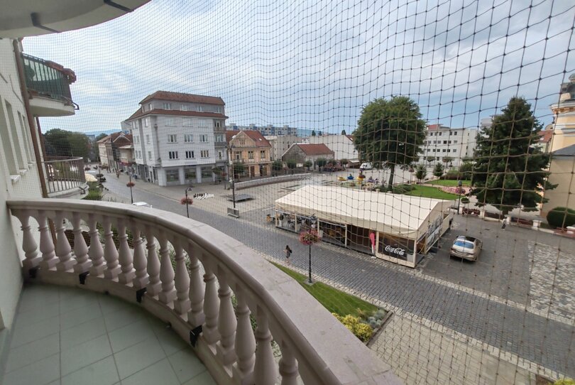 Topoľčany - byt na námestí