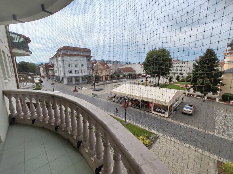 Topoľčany - byt na námestí