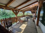 Velušovce - záhrada s maringotkou